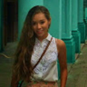 Meet your Posher, Laura